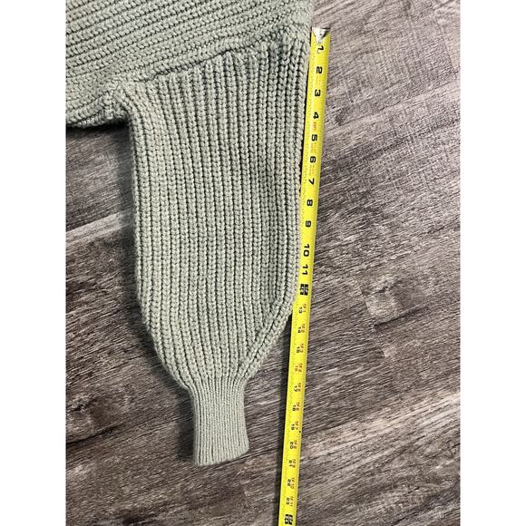 Women’s H&M Sage Green Chunky Knit Oversized Slouchy Sweater Size XL Cozy Fall - Picture 7 of 7